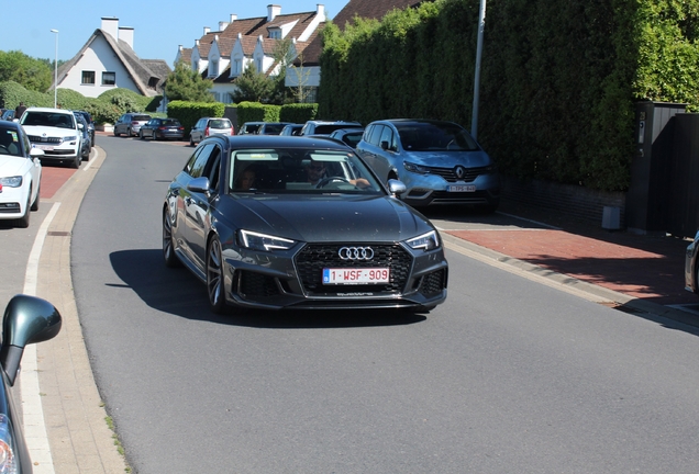 Audi RS4 Avant B9