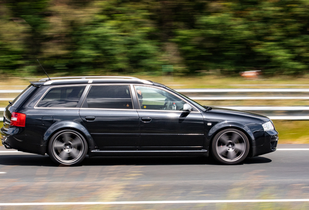 Audi RS6 Avant C5