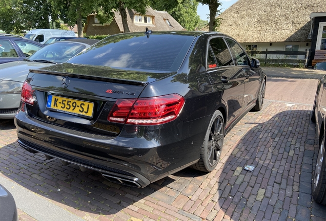 Mercedes-Benz E 63 AMG S W212