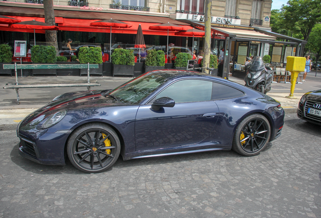 Porsche 992 Carrera 4S