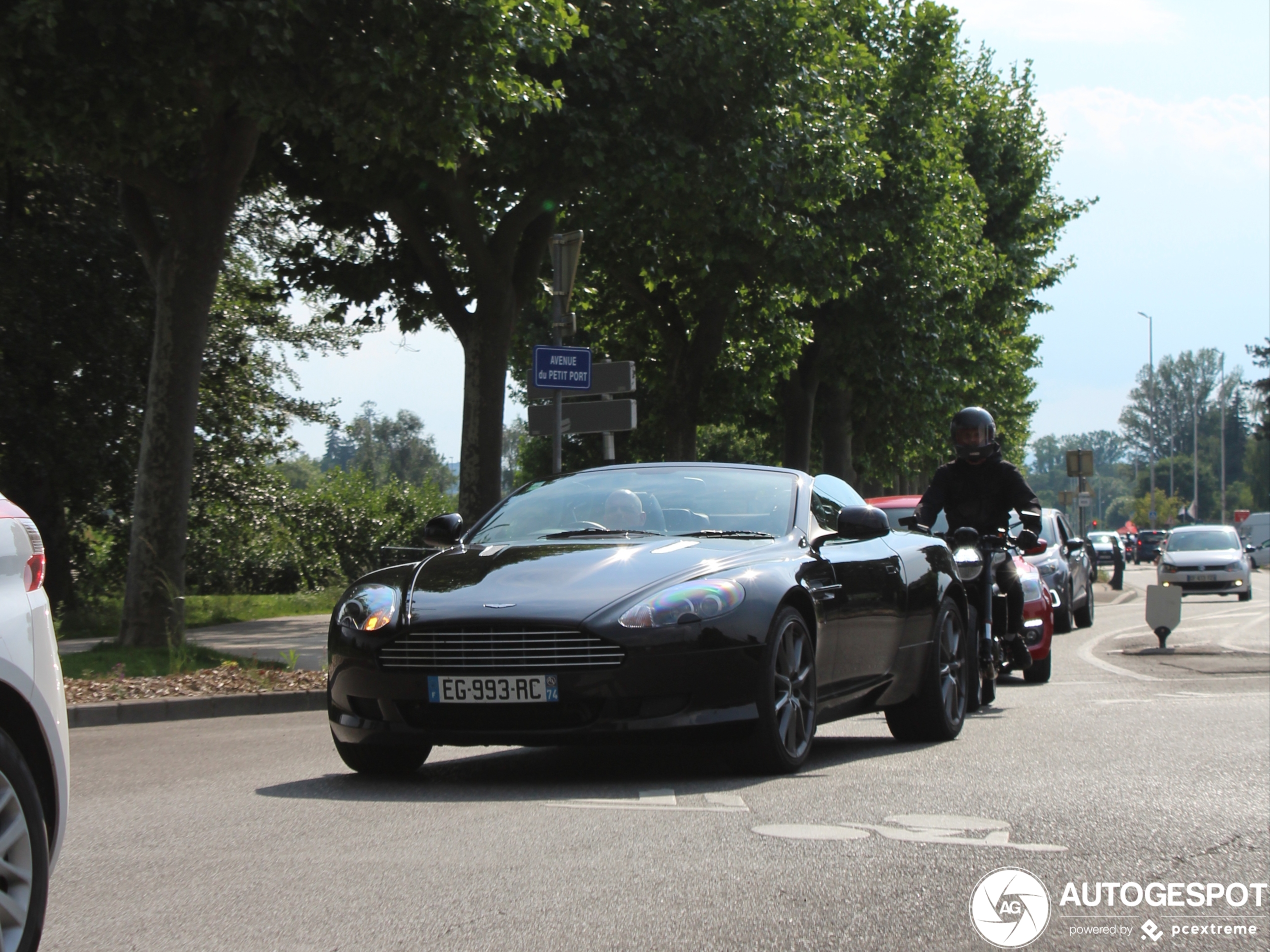 Aston Martin DB9 Volante