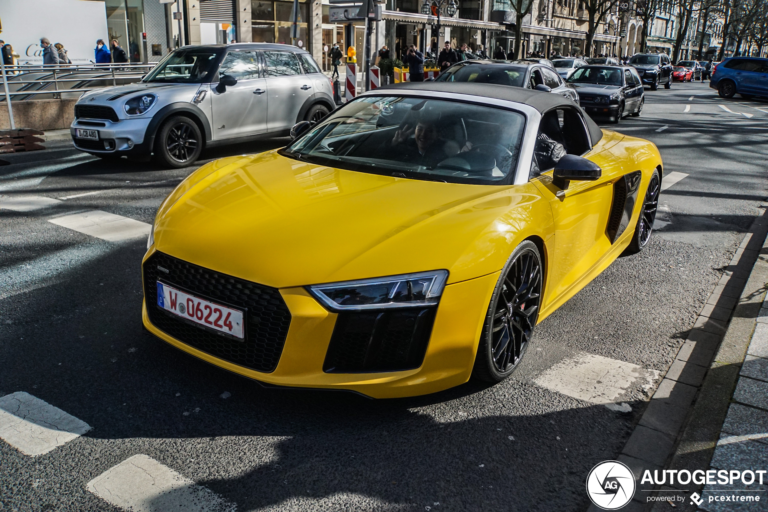 Audi R8 V10 Spyder 2016