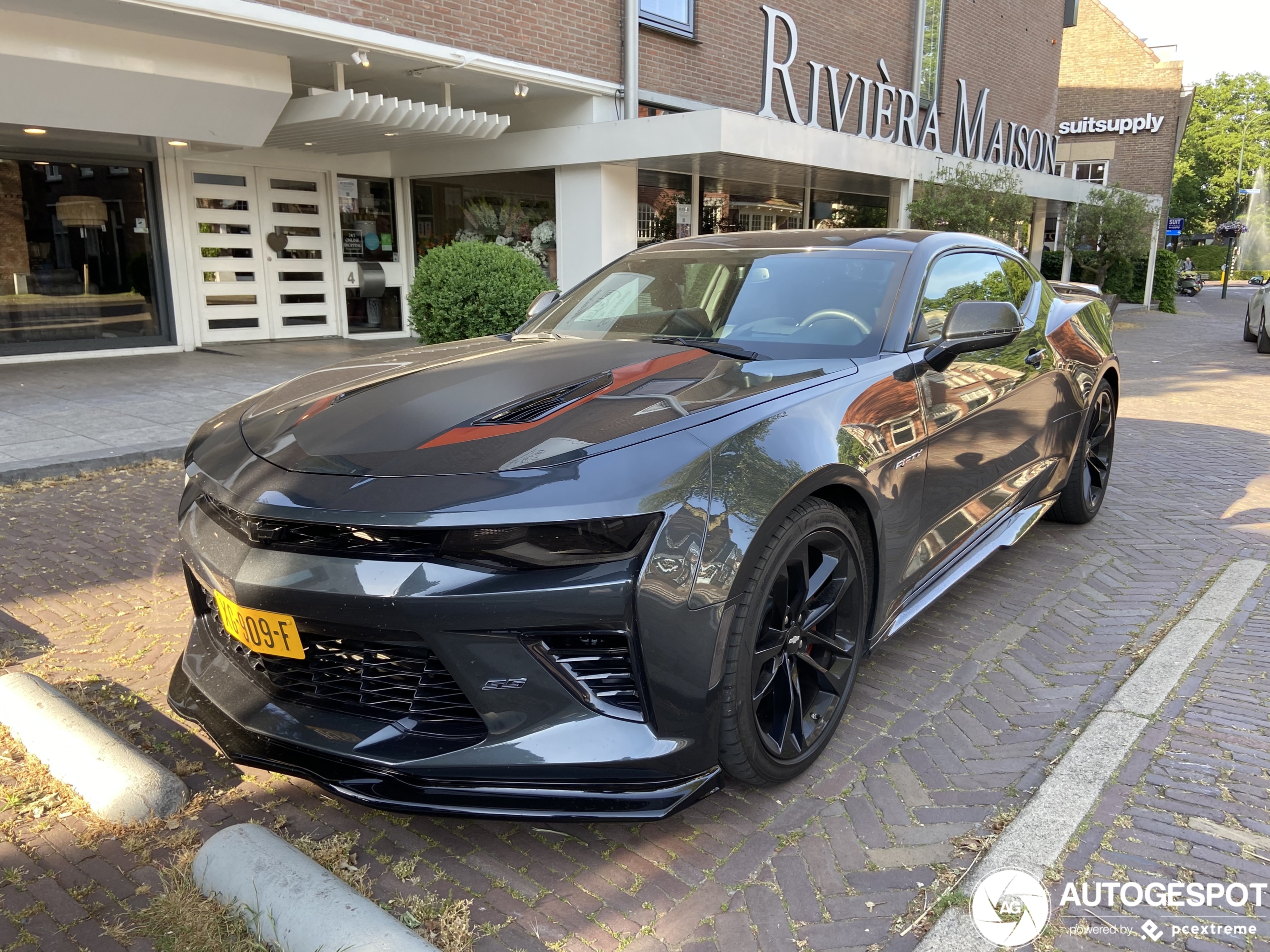 Chevrolet Camaro SS 2016 50th Anniversary