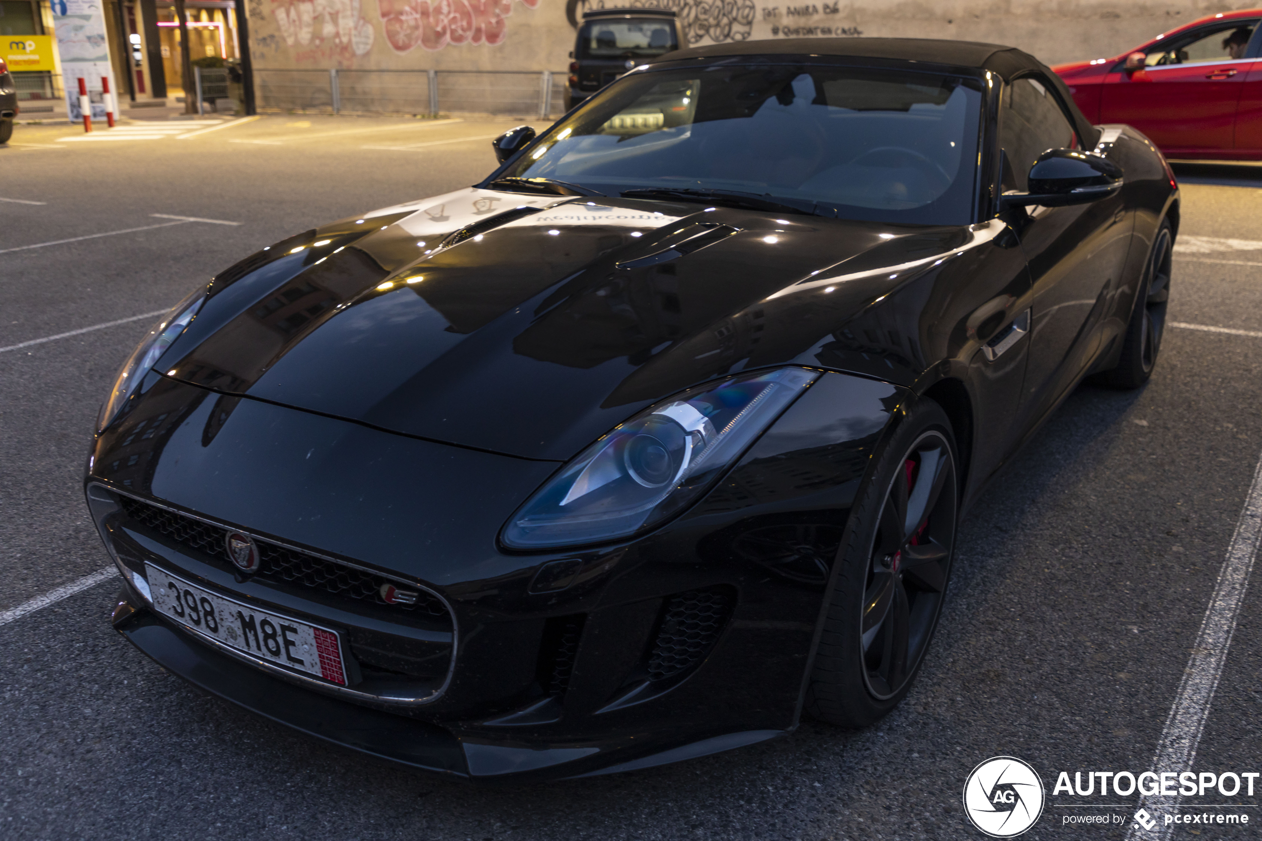 Jaguar F-TYPE S V8 Convertible