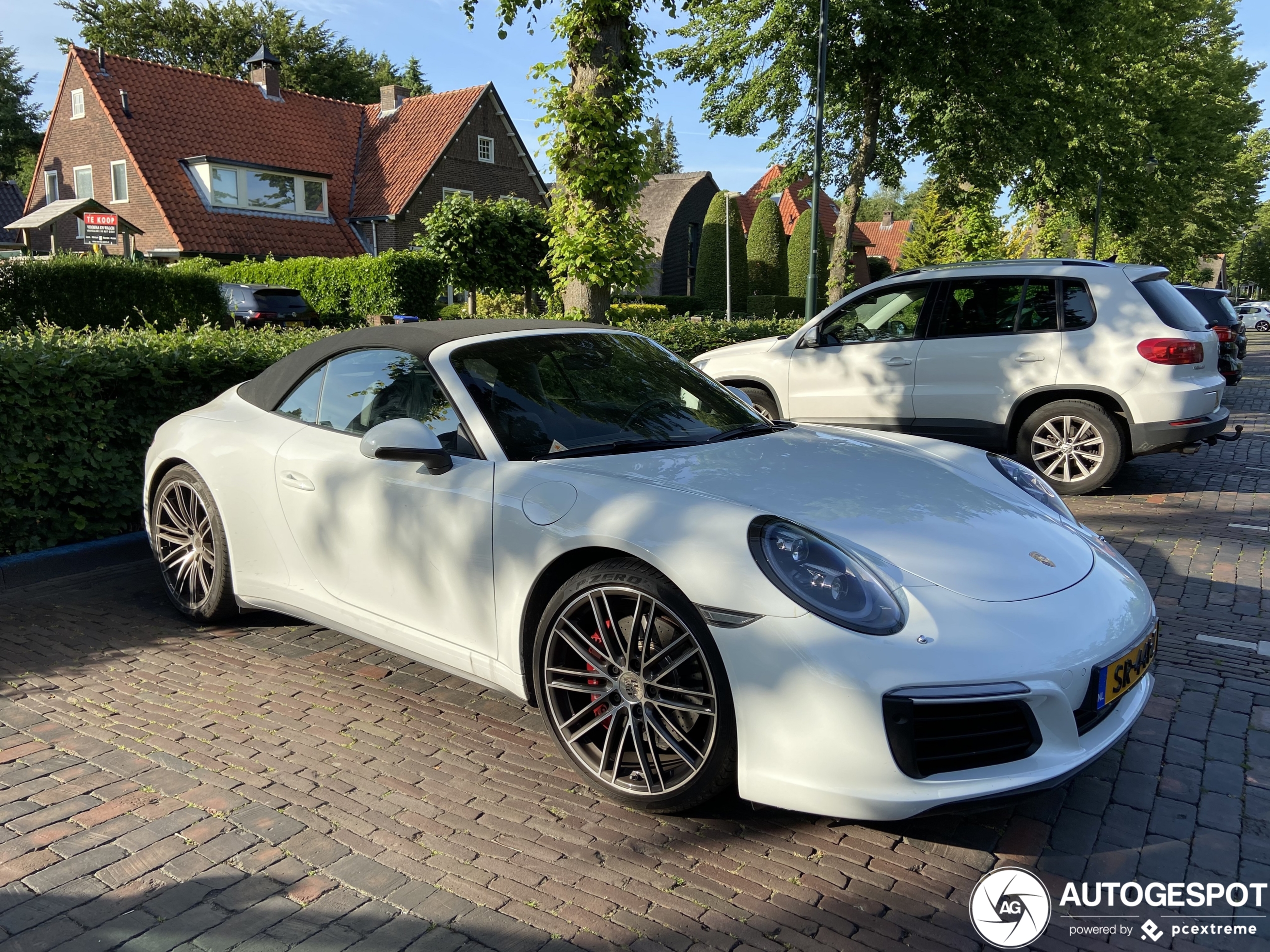 Porsche 991 Carrera 4S Cabriolet MkII