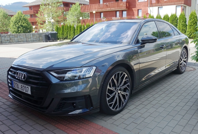 Audi S8 D5