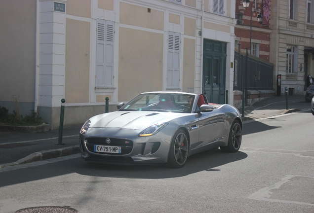 Jaguar F-TYPE S Convertible