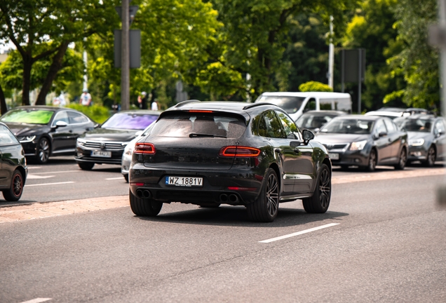 Porsche 95B Macan Turbo