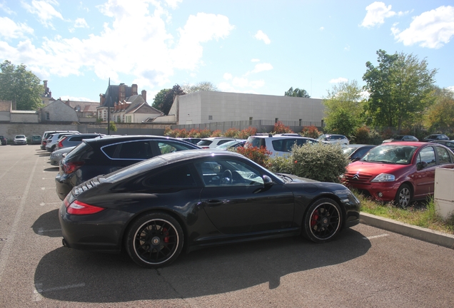 Porsche 997 Carrera 4 GTS