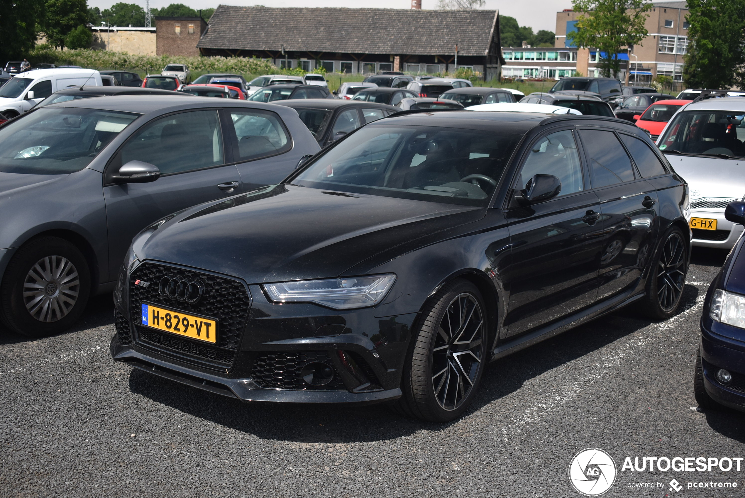 Audi RS6 Avant C7 2015