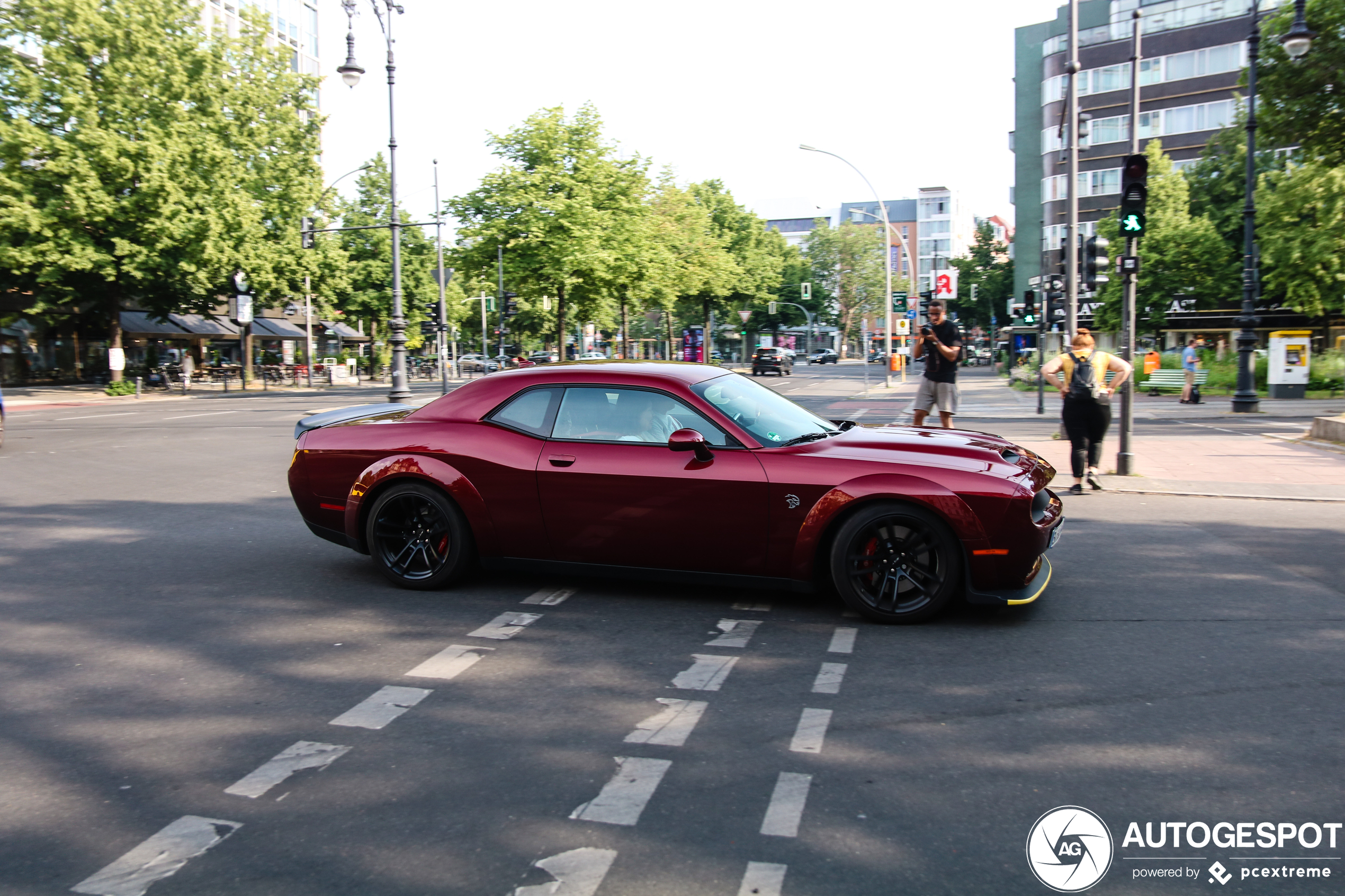 Dodge Challenger SRT Hellcat Widebody