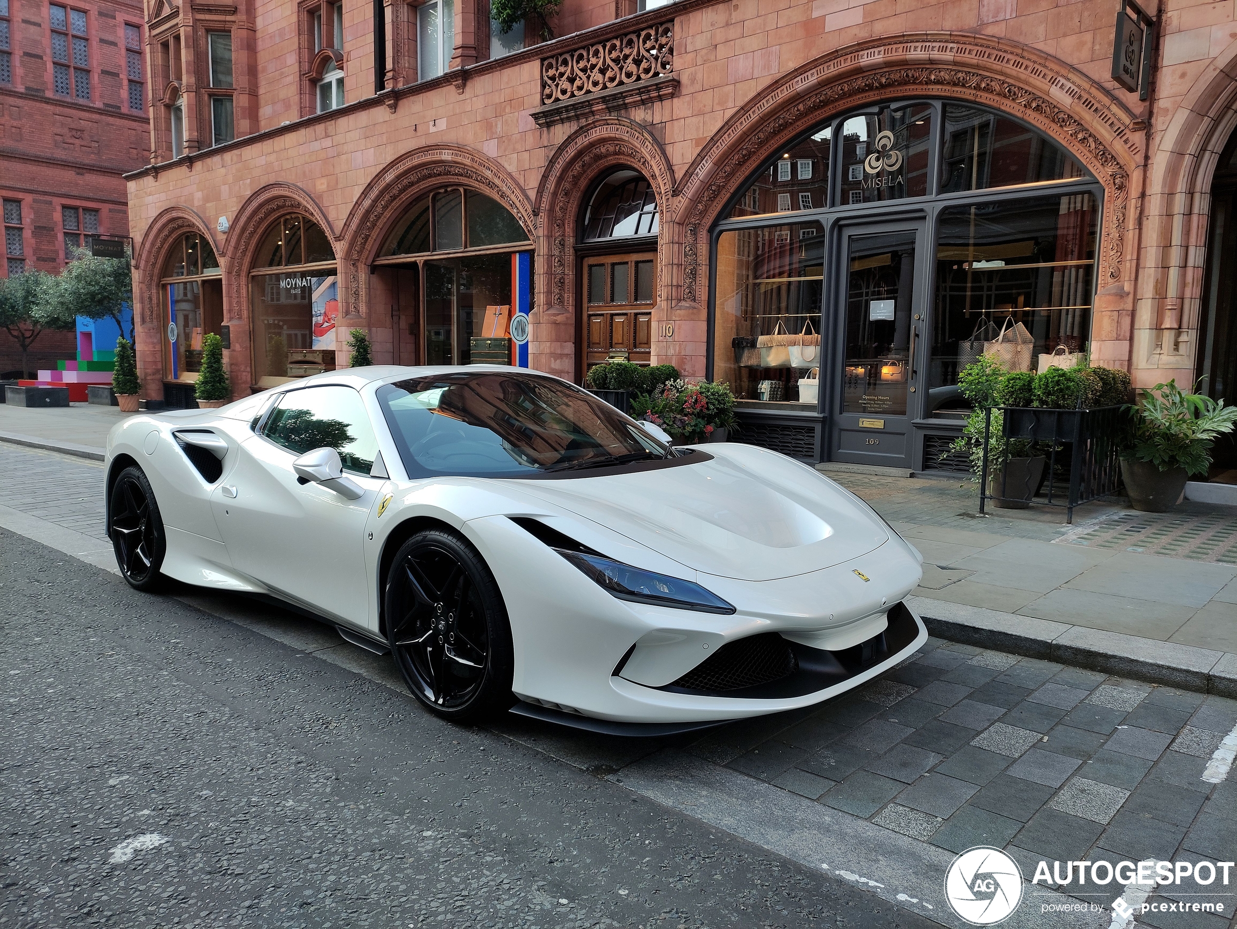 Ferrari F8 Spider