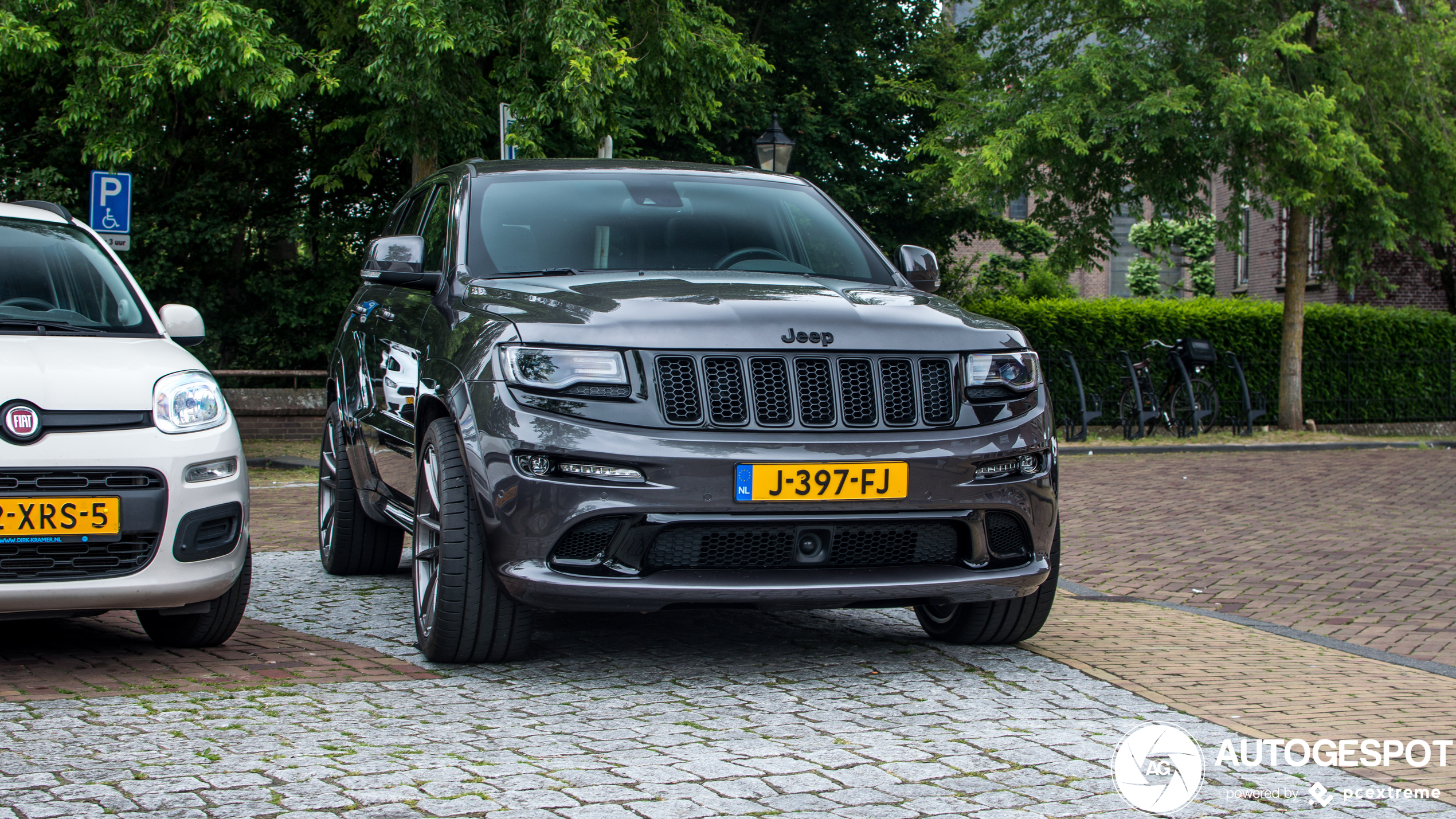 Jeep Grand Cherokee SRT 2013