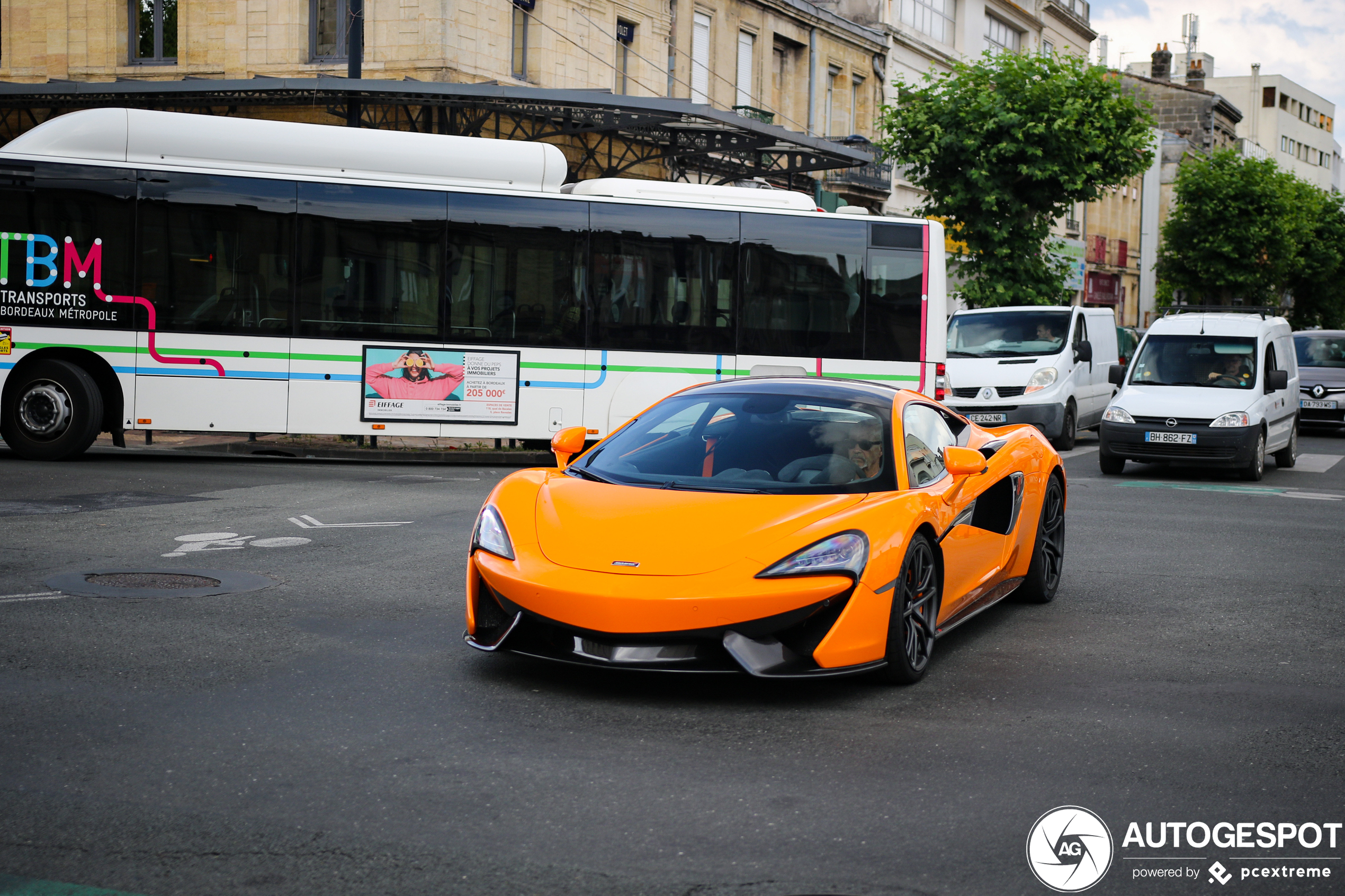 McLaren 570S