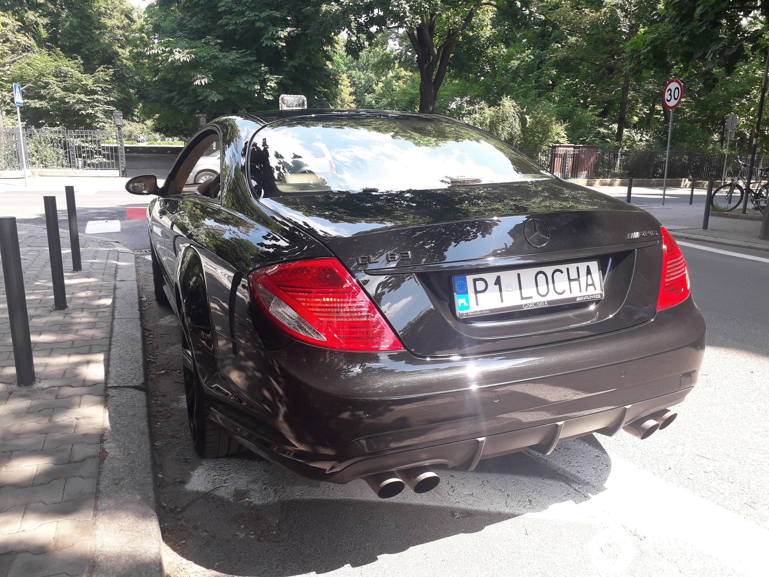 Mercedes-Benz CL 63 AMG C216