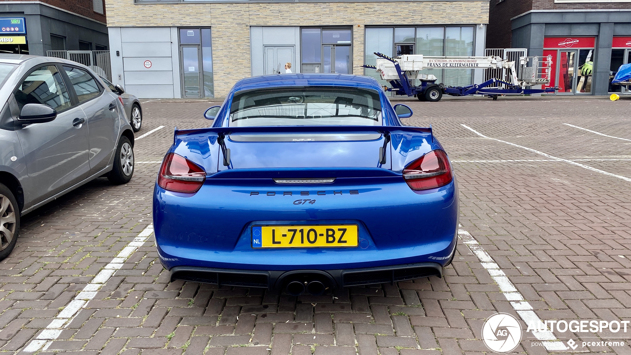 Porsche 981 Cayman GT4