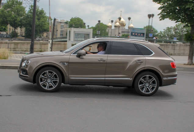 Bentley Bentayga V8