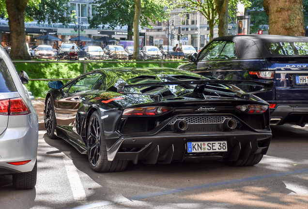 Lamborghini Aventador LP770-4 SVJ