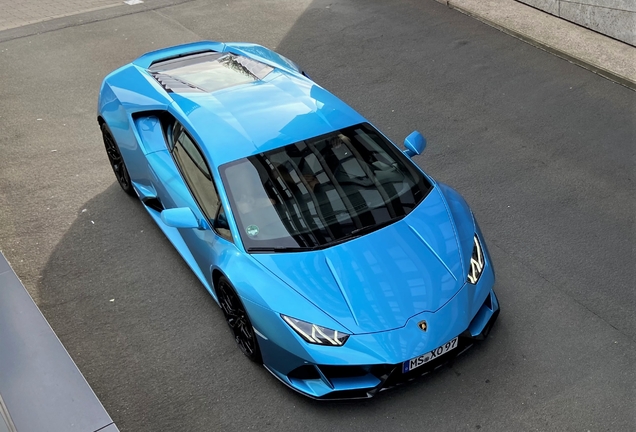 Lamborghini Huracán LP640-4 EVO