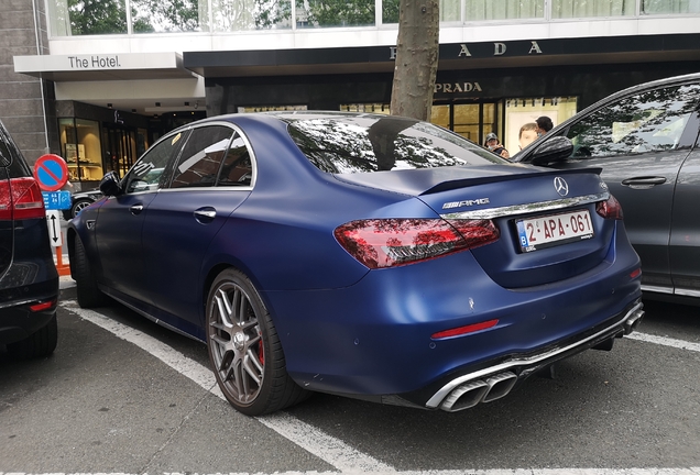 Mercedes-AMG E 63 S W213 2021