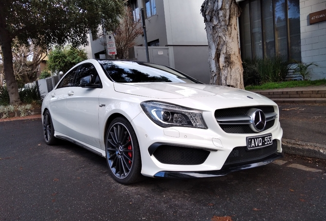 Mercedes-Benz CLA 45 AMG C117