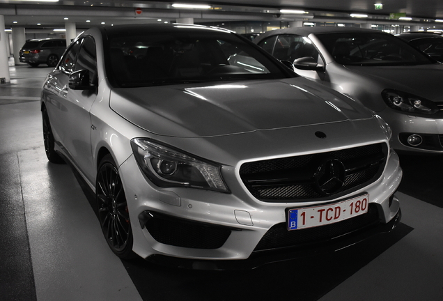 Mercedes-Benz CLA 45 AMG C117