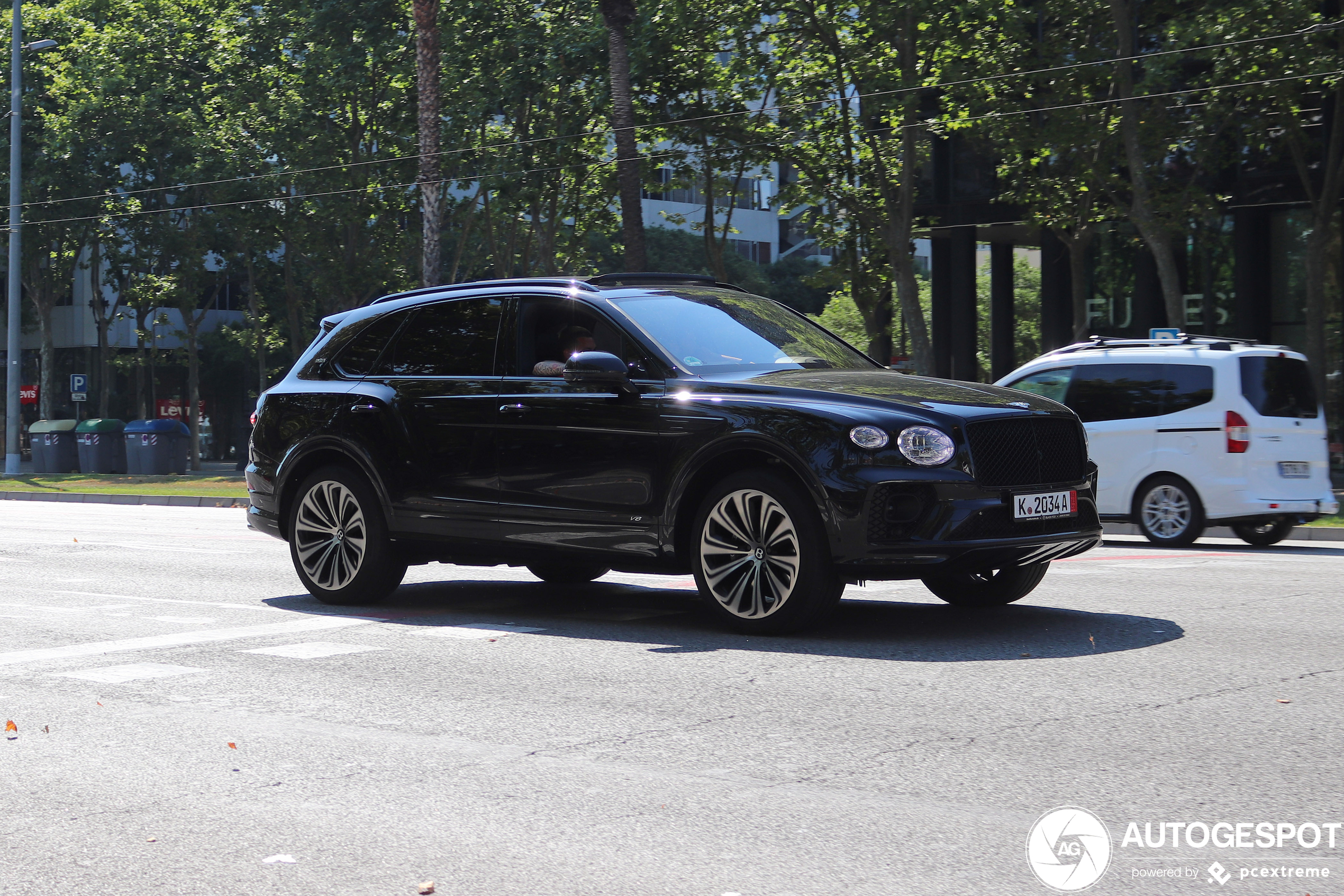 Bentley Bentayga V8 2021 First Edition