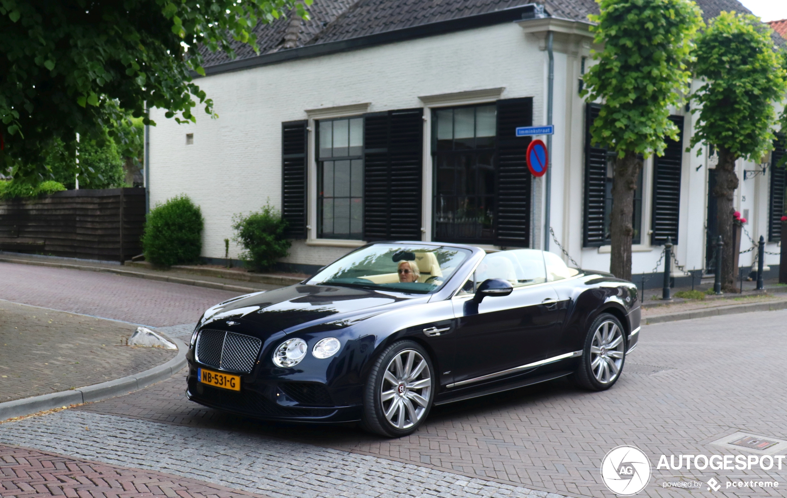 Bentley Continental GTC V8 S 2016