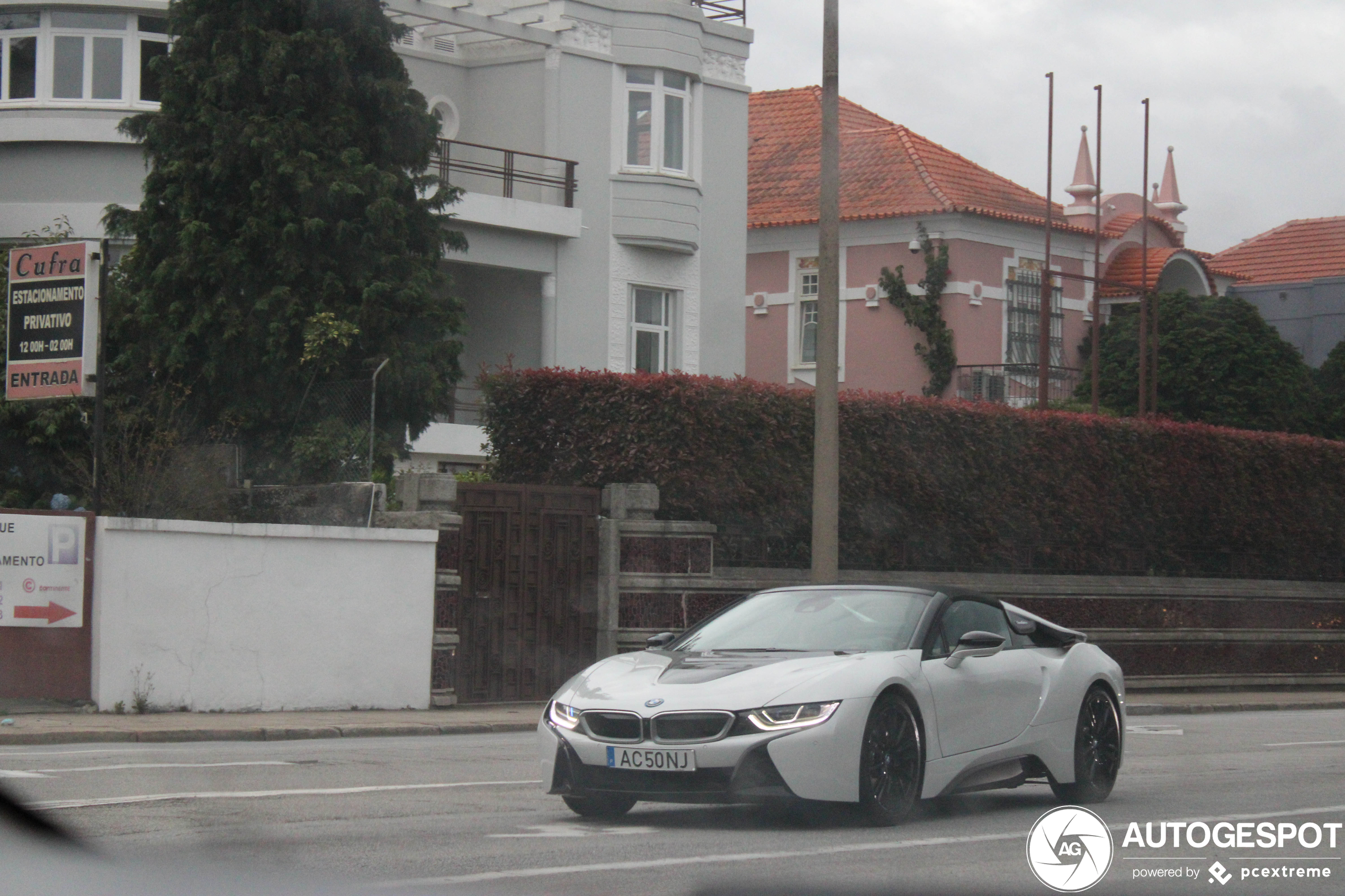 BMW i8 Roadster