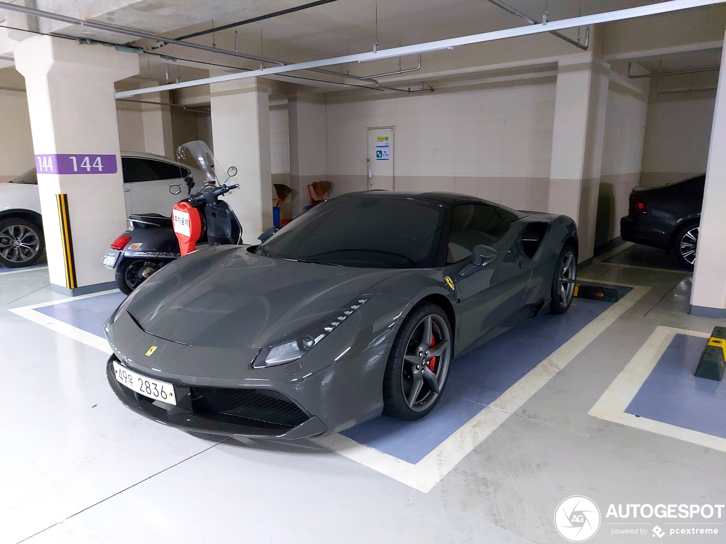 Ferrari 488 Spider