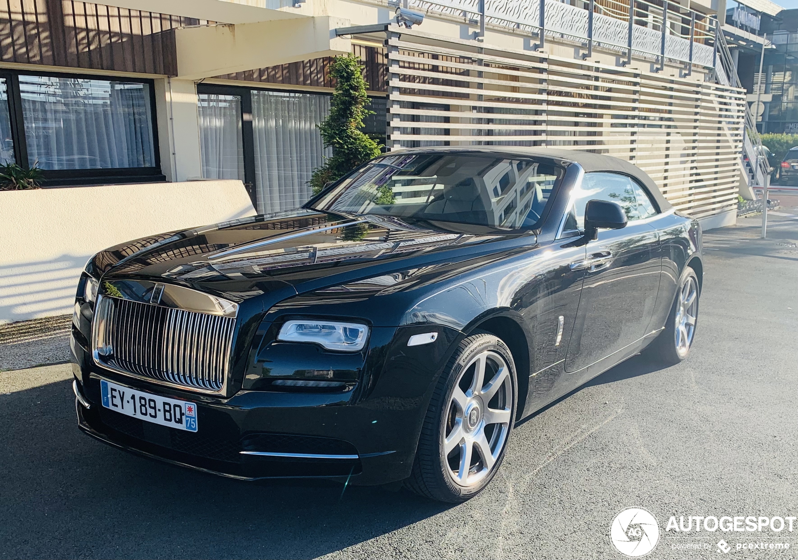 Rolls-Royce Dawn