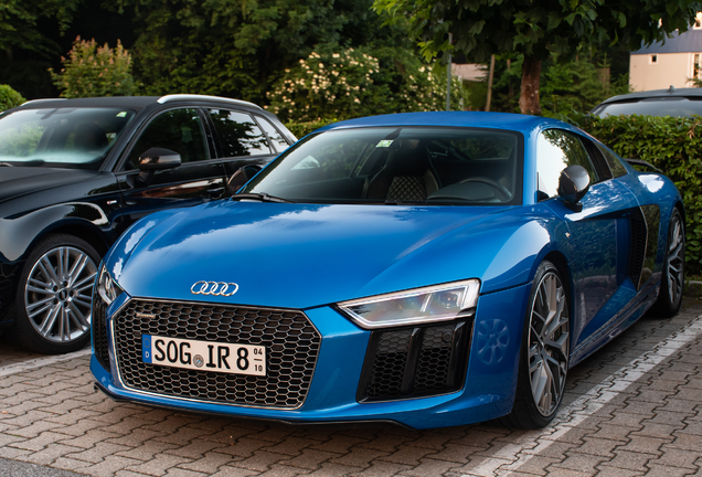 Audi R8 V10 Plus 2015