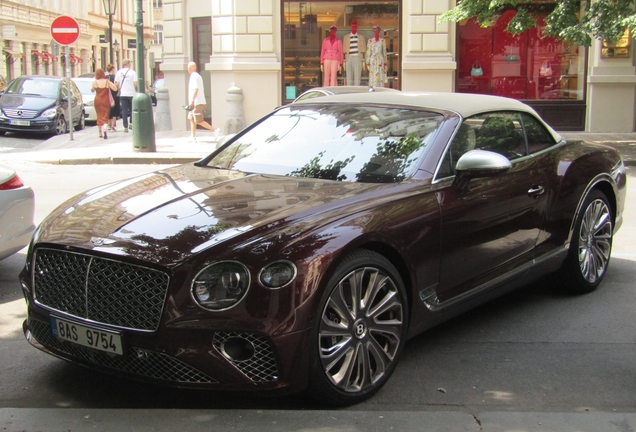 Bentley Continental GTC V8 2020 Mulliner