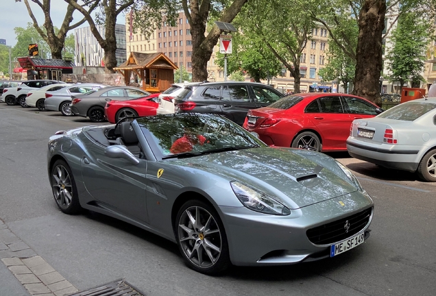 Ferrari California