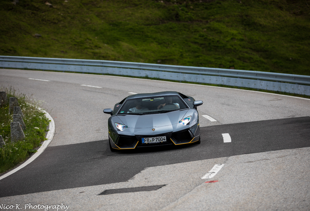 Lamborghini Aventador LP700-4