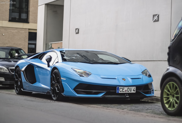 Lamborghini Aventador LP770-4 SVJ