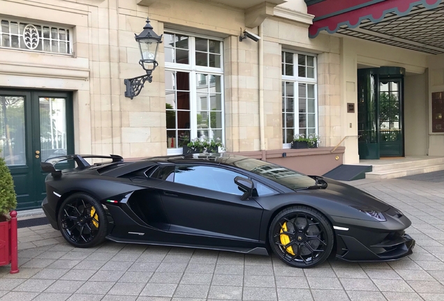 Lamborghini Aventador LP770-4 SVJ Roadster