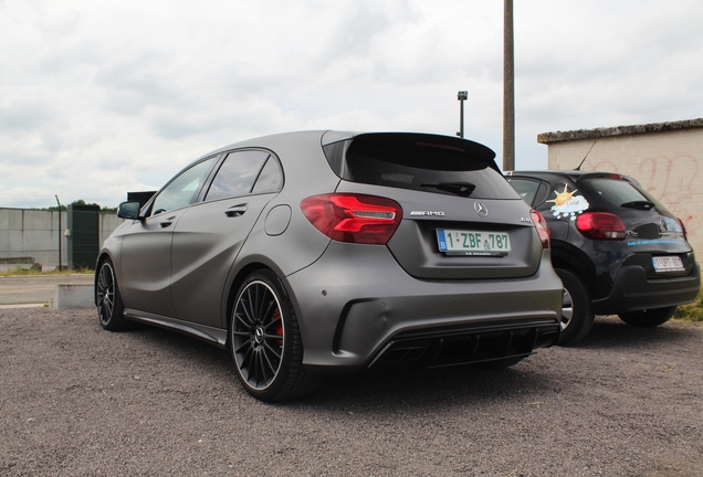 Mercedes-AMG A 45 W176 2015