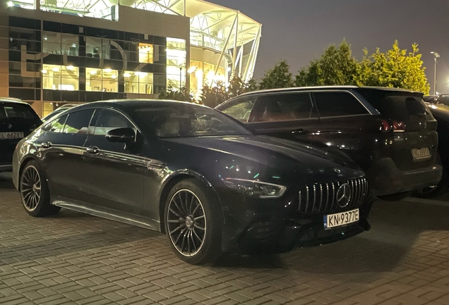 Mercedes-AMG GT 63 S X290