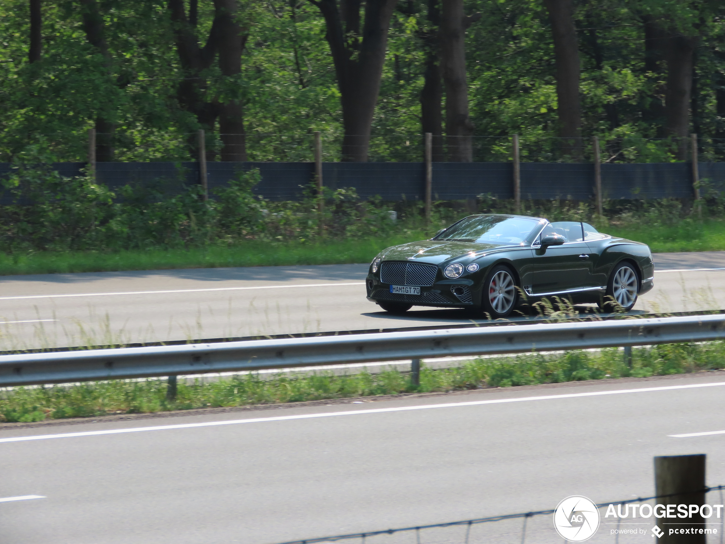 Bentley Continental GTC 2019