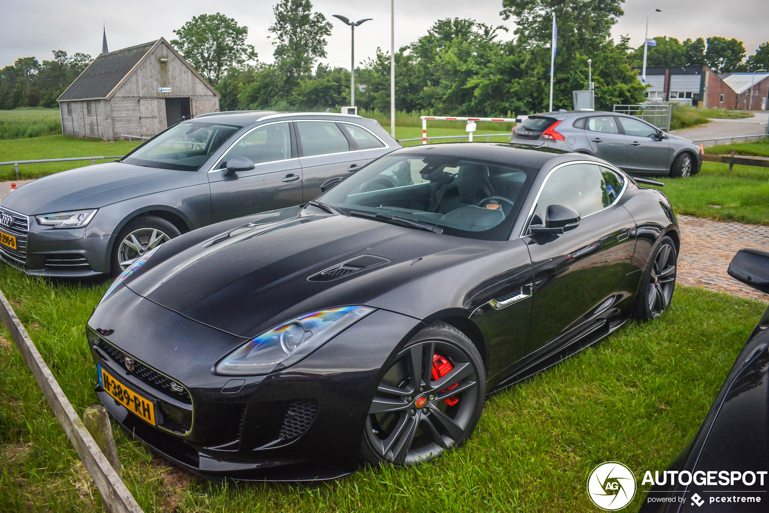 Jaguar F-TYPE S AWD Coupé British Design Edition