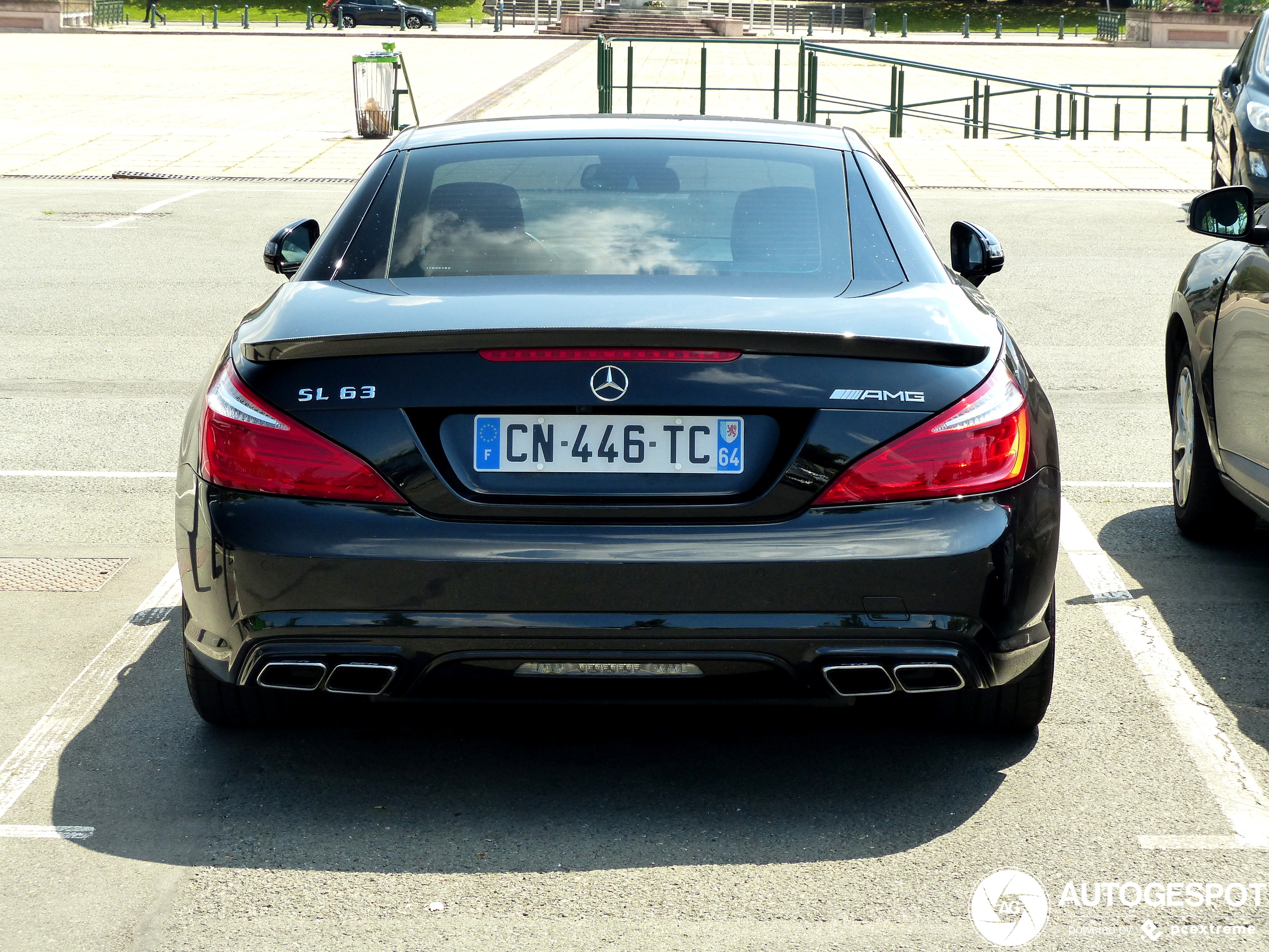 Mercedes-Benz SL 63 AMG R231