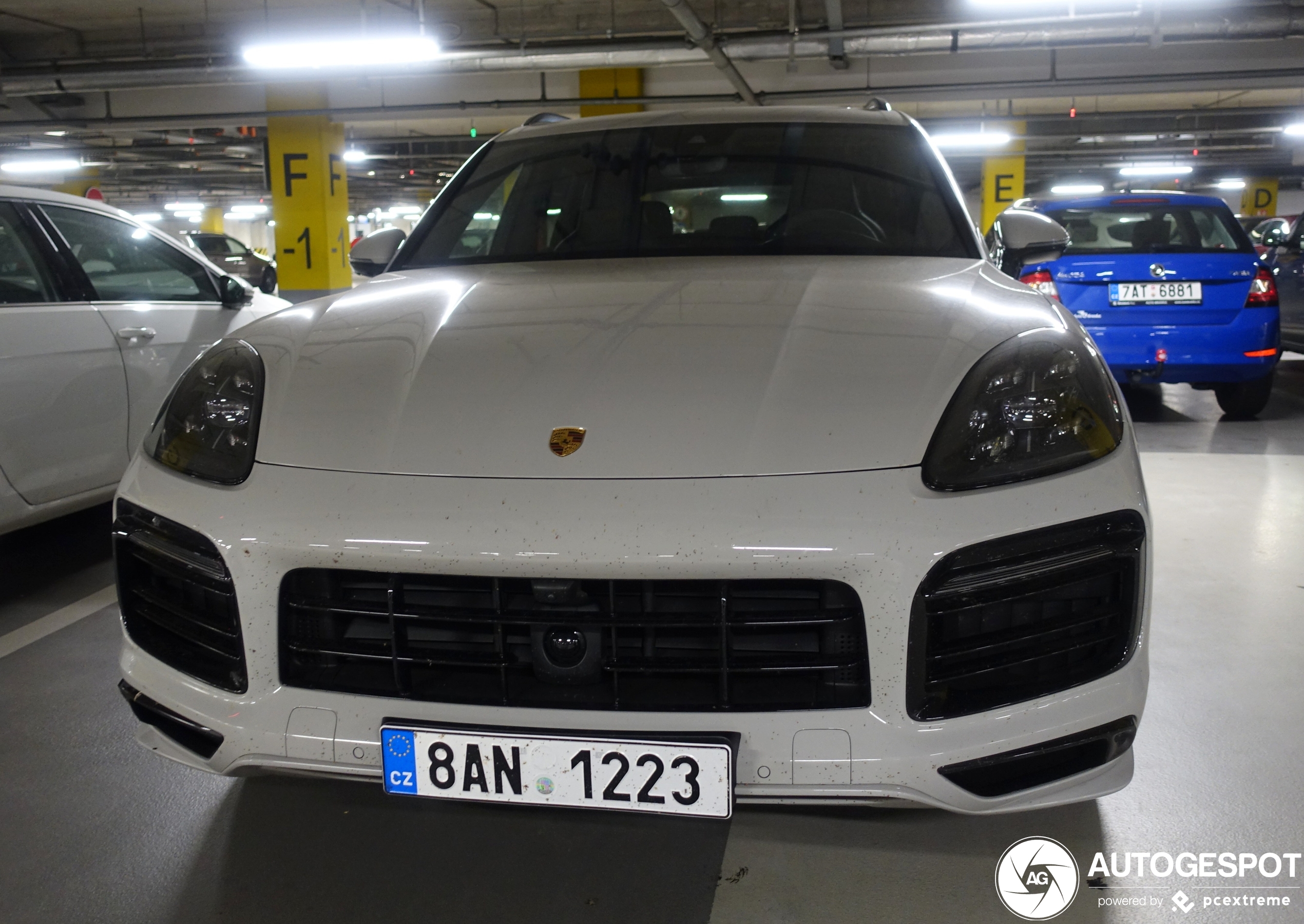 Porsche 9YA Cayenne GTS