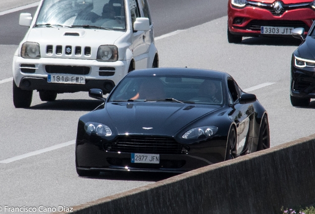 Aston Martin V8 Vantage S