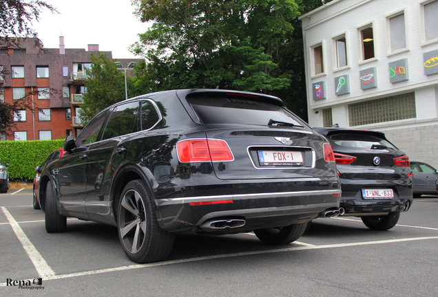 Bentley Bentayga V8