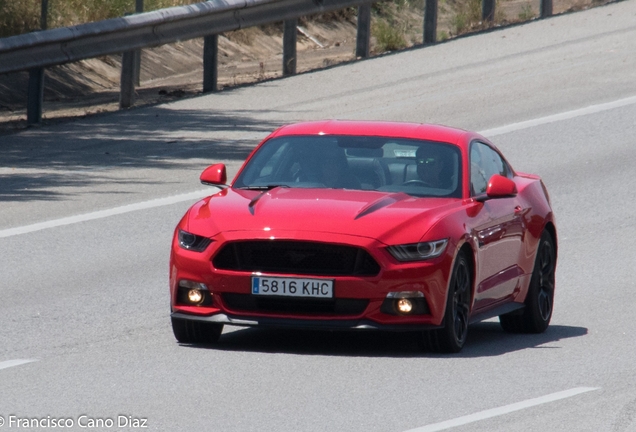 Ford Mustang GT 2015