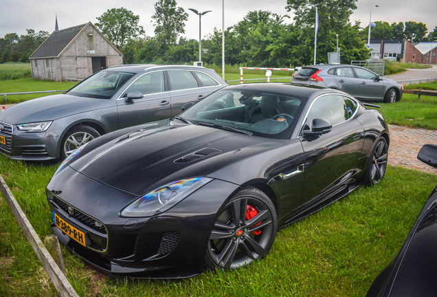 Jaguar F-TYPE S AWD Coupé British Design Edition