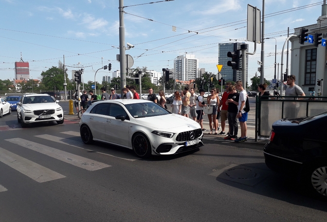 Mercedes-AMG A 45 S W177