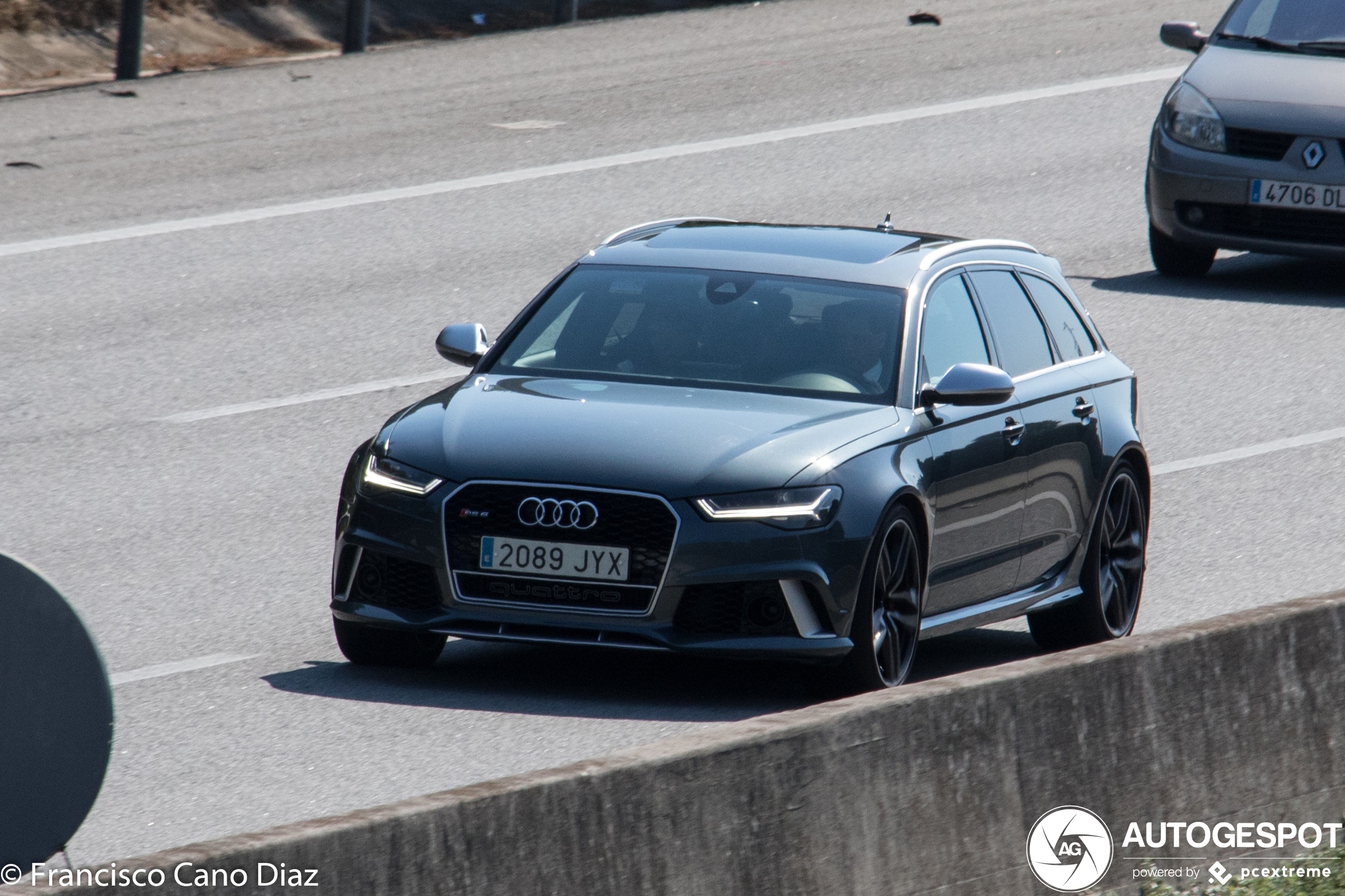 Audi RS6 Avant C7 2015