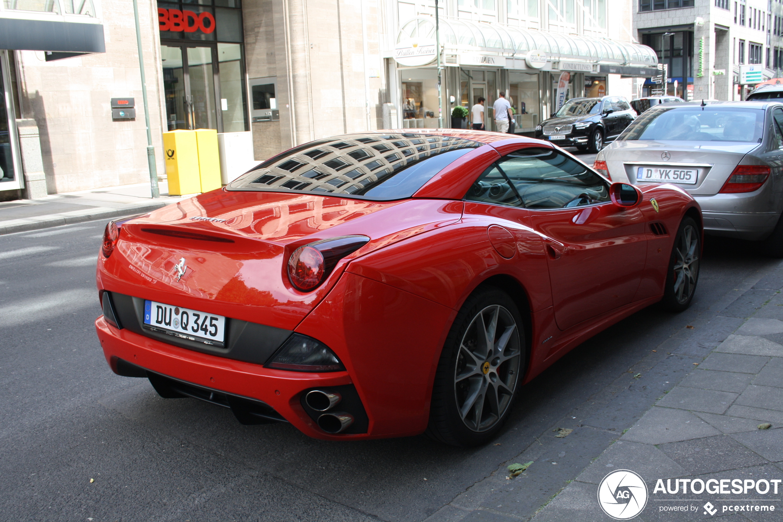 Ferrari California